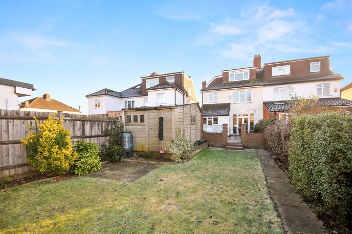 			NEW INSTRUCTION (Private Garden), 4 Bedroom, 1 bath, 1 reception House			 Ashfield Road , EAST ACTON